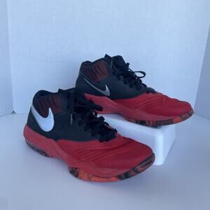 Nike Emergent Black Red Men's Sneakers Athletic Shoes 818954-600 Size 10 Mint